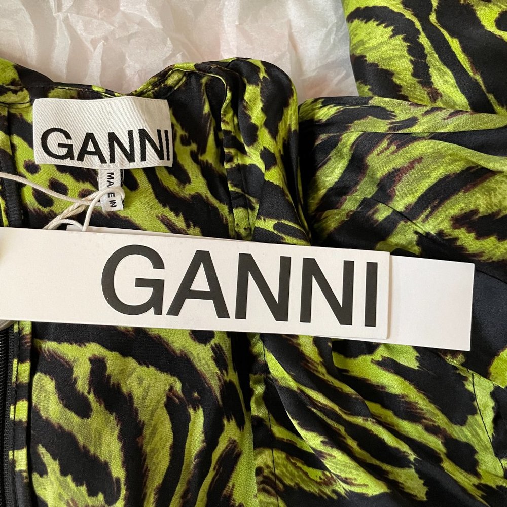 Tiger-print Silk Blouse from GANNI - Picture 6 of 9